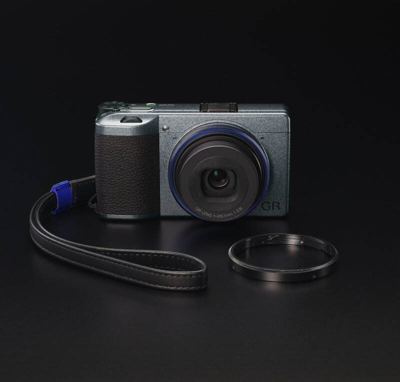 Ricoh, GR IIIx Urban Edition Özel Sınırlı Kamerayı Piyasaya Sürüyor 5 GR IIIxUE Solo 04 Kit