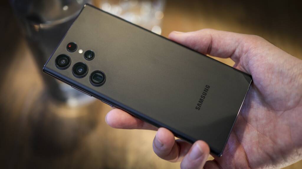 Samsung Galaxy S22 Ultra incelemesi 017