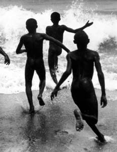 Three Boys at Lake Tanganyika C.1930 © Martin Munkacsi