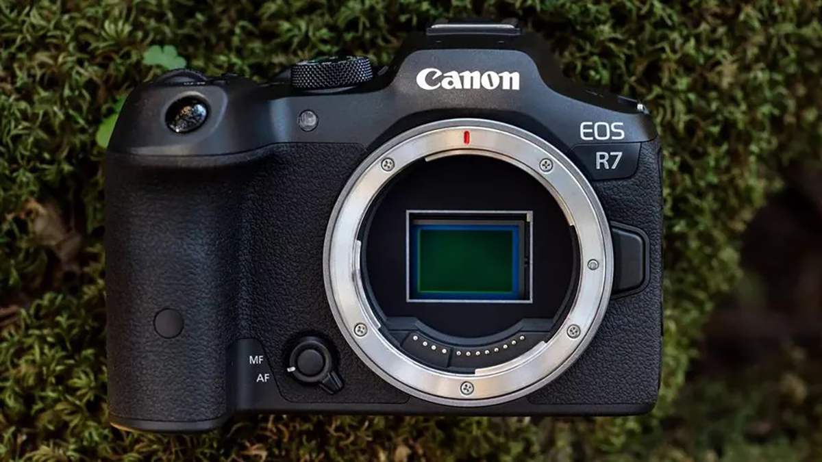Canon EOS R7 İncelemesi 1 Canon EOS R7 header