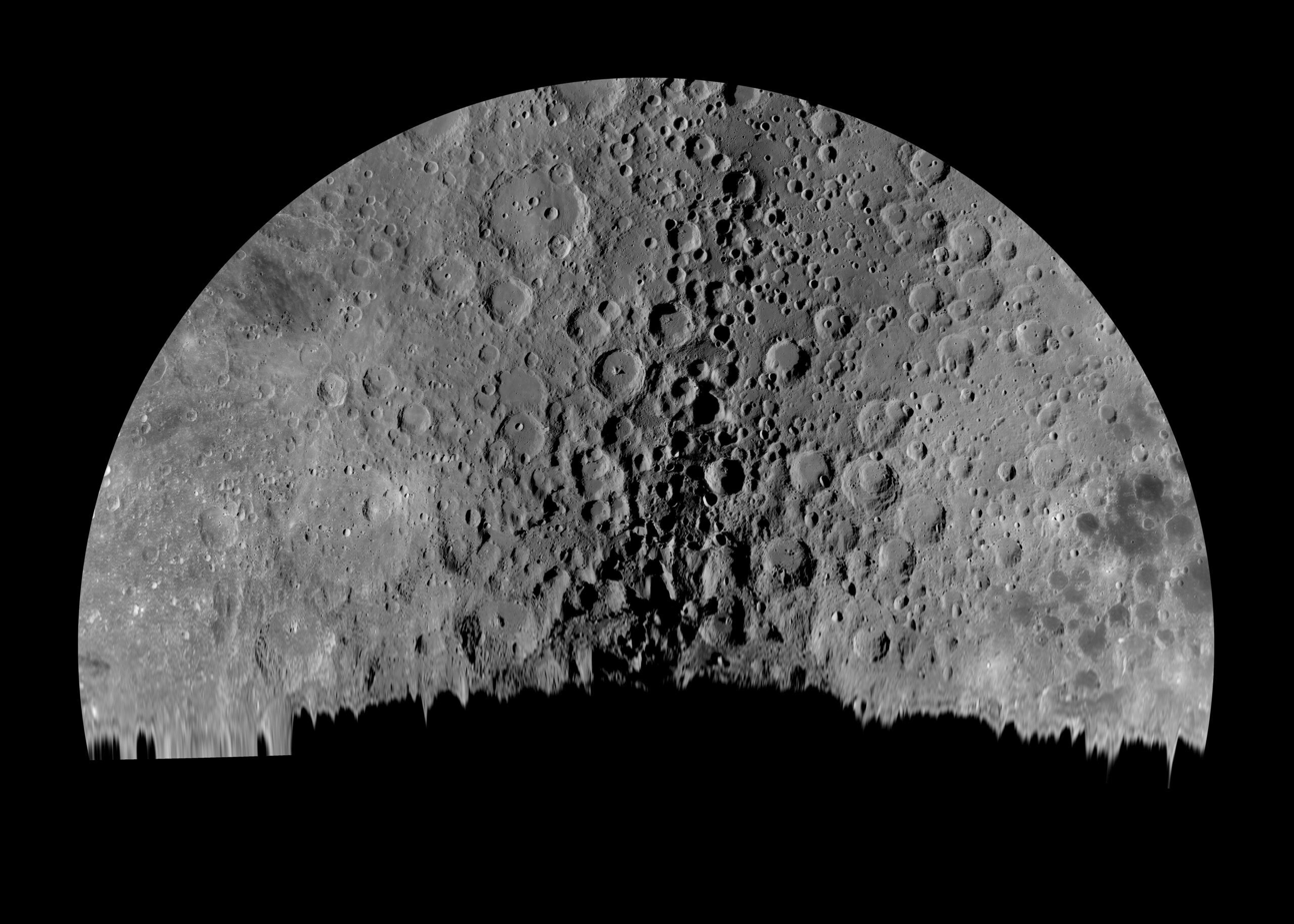 2022 Yılının Astronomi Fotoğrafçısından En İyi Fotoğraflar 11 OM 199596 37 Above the Lunar South Pole 1 scaled