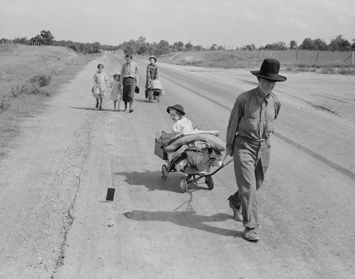 family walking on highway great depression dorothea lange