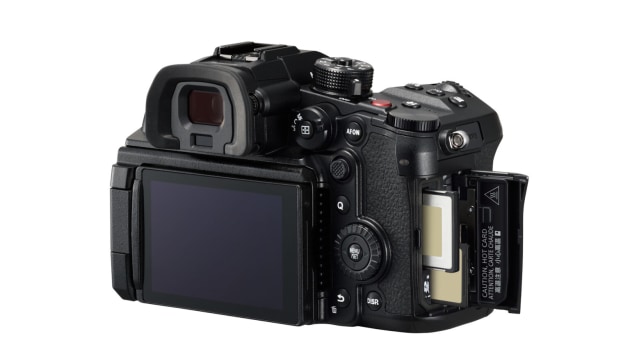 Panasonic GH6 4 lumix gh6 card slot 1536x864 1