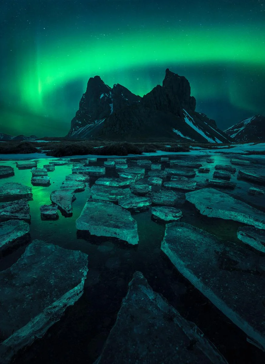 In the embrace of a green lady by Filip Hrebenda Astronomy Photographer of the Year 2022 Aurorae winner