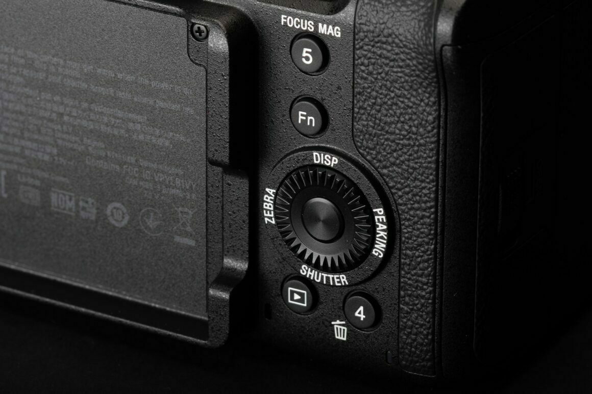 Sony FX30 ilk incelemesi 7 Sony FX30 rear controls