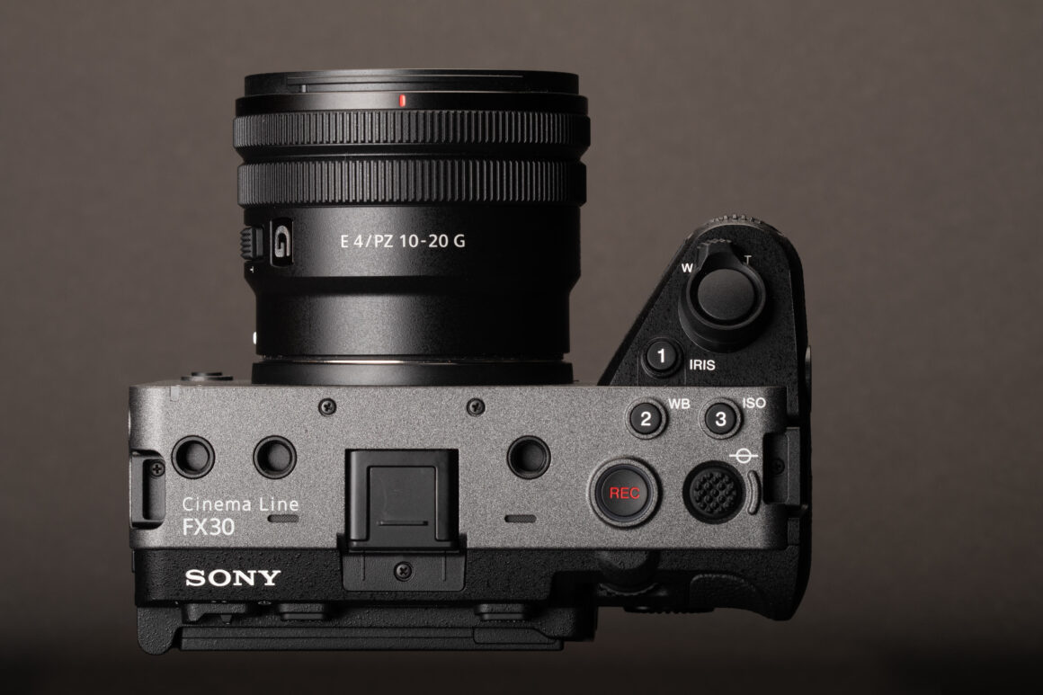 Sony FX30 ilk incelemesi 5 Sony FX30 top down