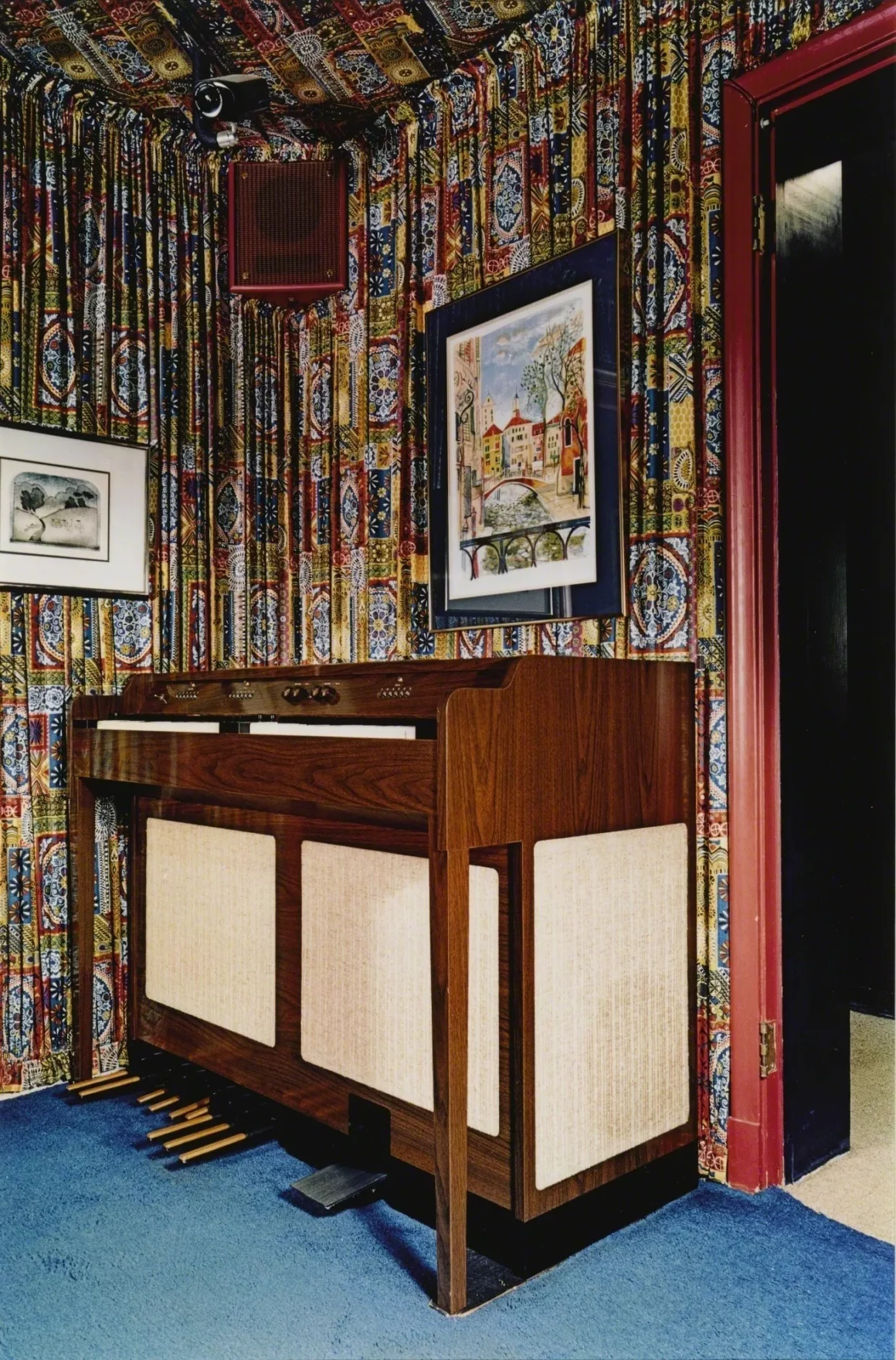 William Eggleston'ın Gündelik Renkli Fotoğrafları Sanat Dünyasını Şok Etti 7 William Egglestonin Gundelik Renkli Fotograflari Sanat Dunyasini Sok Etti 007 1