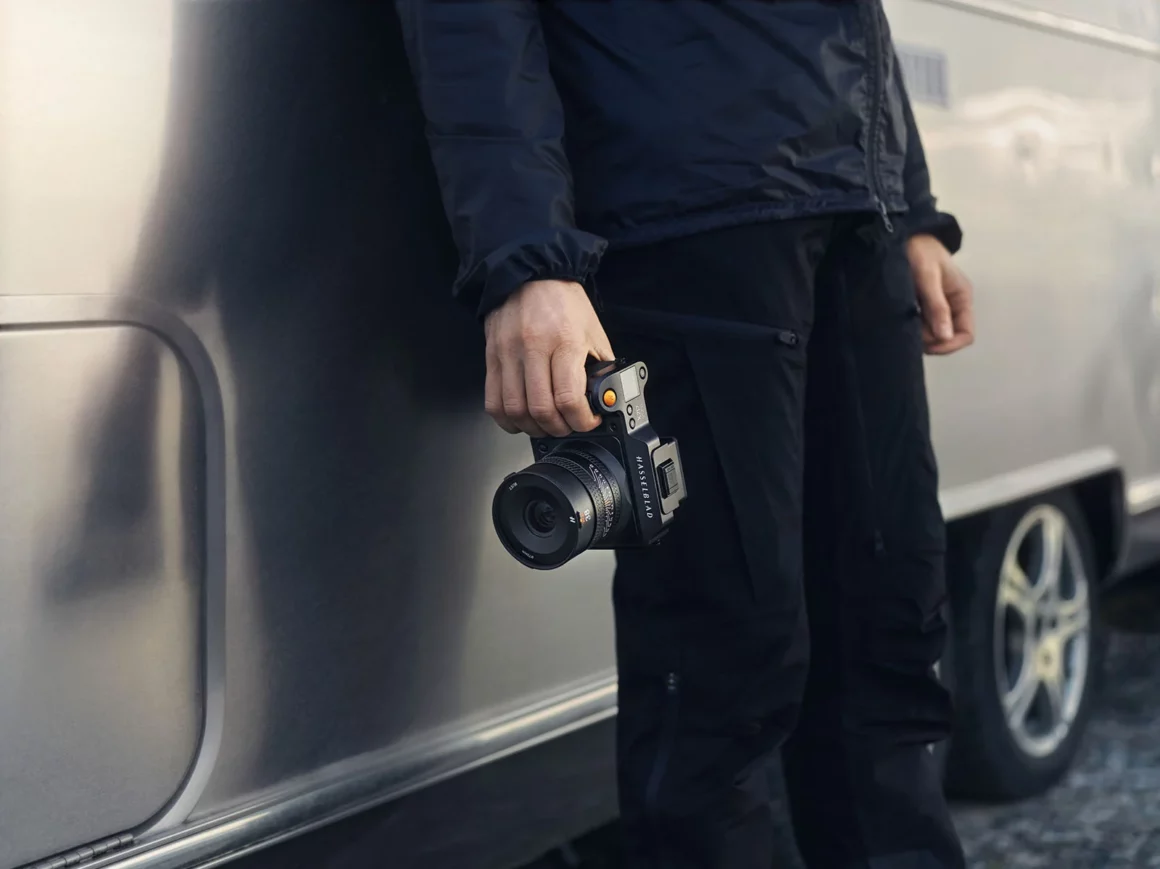 Hasselblad X2D 100C : IBIS ve Hybrid AF özellikli 100 MP Kamera 7 X2D 100C Lifestyle 8