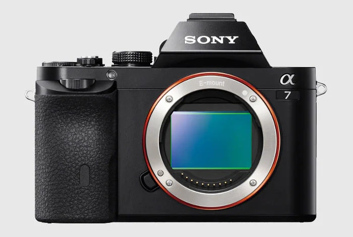 sony a7 first full frame mirrorless