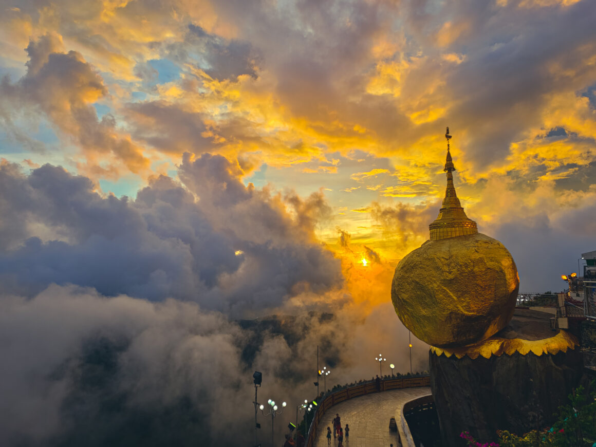 2022 Yılın Hava Fotoğrafçısı Yarışması Kazananları 4 04 Aung Chan Thar Sunset scaled 1