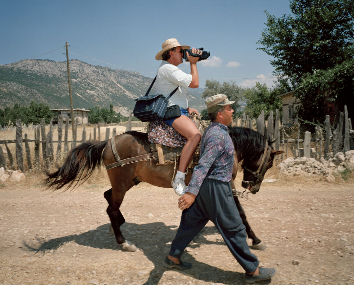 Martin Parr Zengin Siniflarin Bos Zaman Takiplerinin Fotografcisi 026