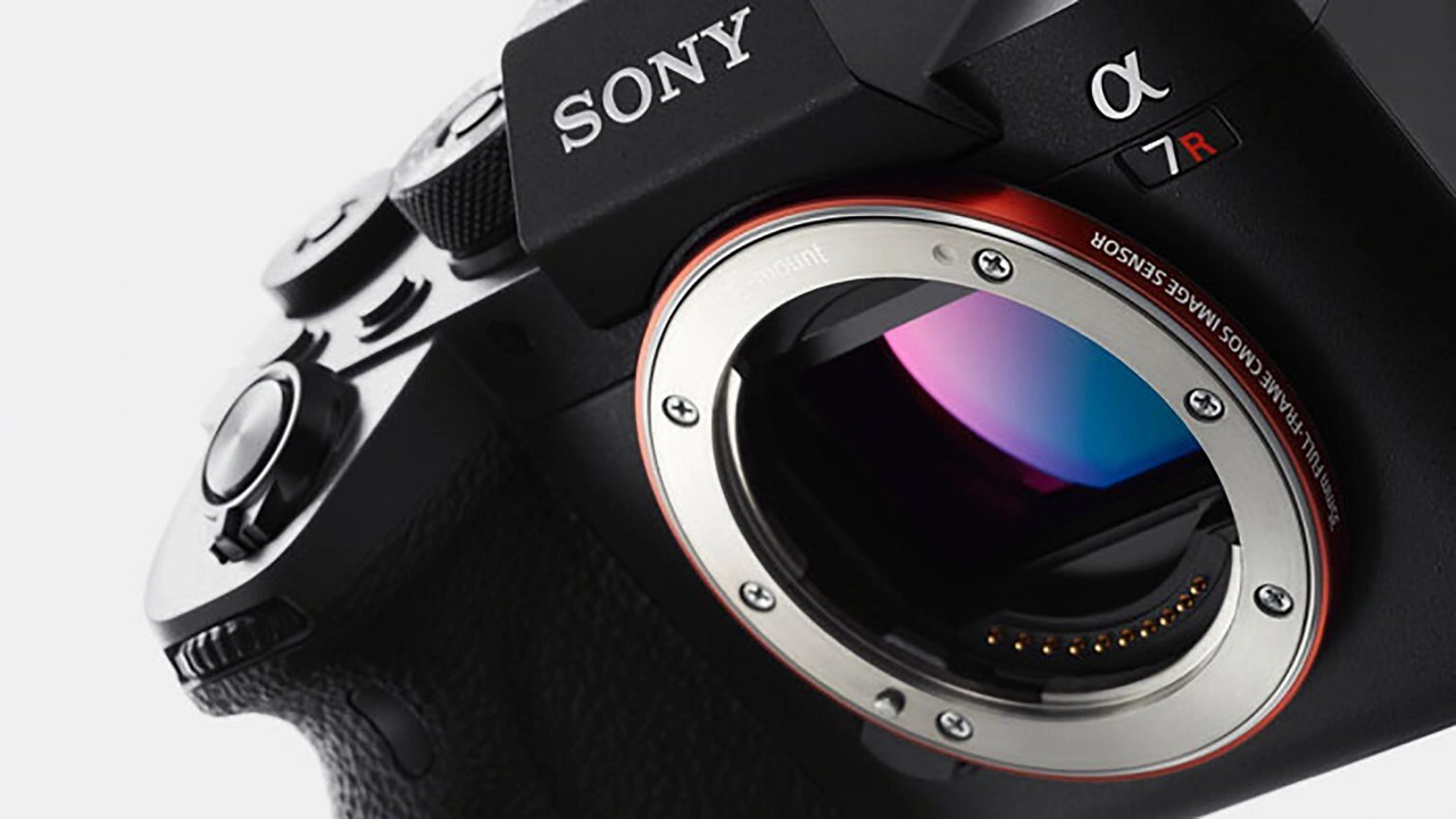 Sony A7R V onumuzdeki hafta geliyor webp