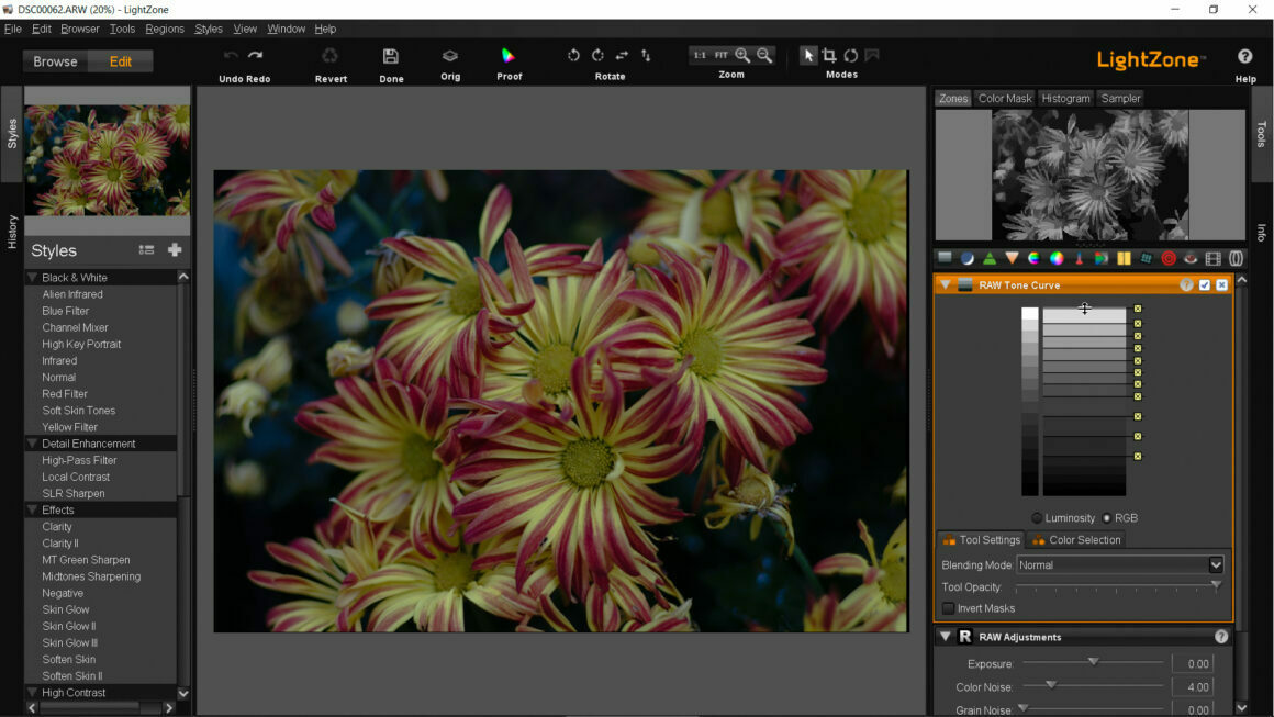 En iyi açık kaynaklı Lightroom alternatifleri 8 lightzone ui screenshot