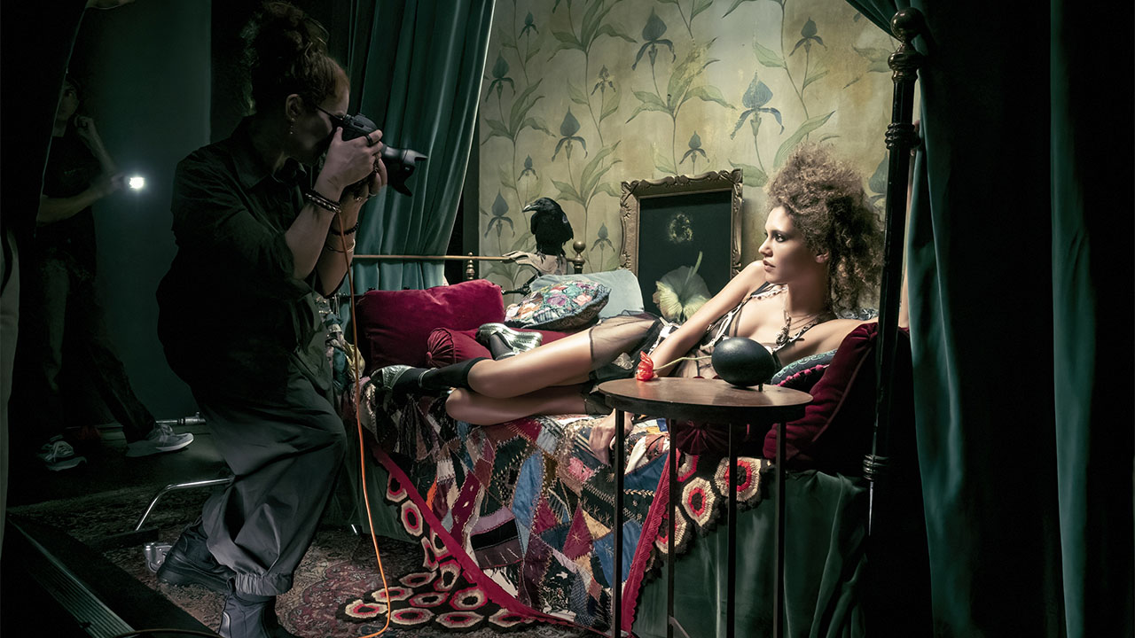 2023 pirelli takvimi tanitildi ilham perisine ask mektuplari 2 2 24