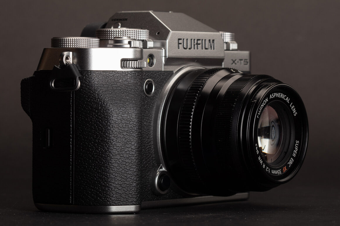 Fujifilm X T5 new grip