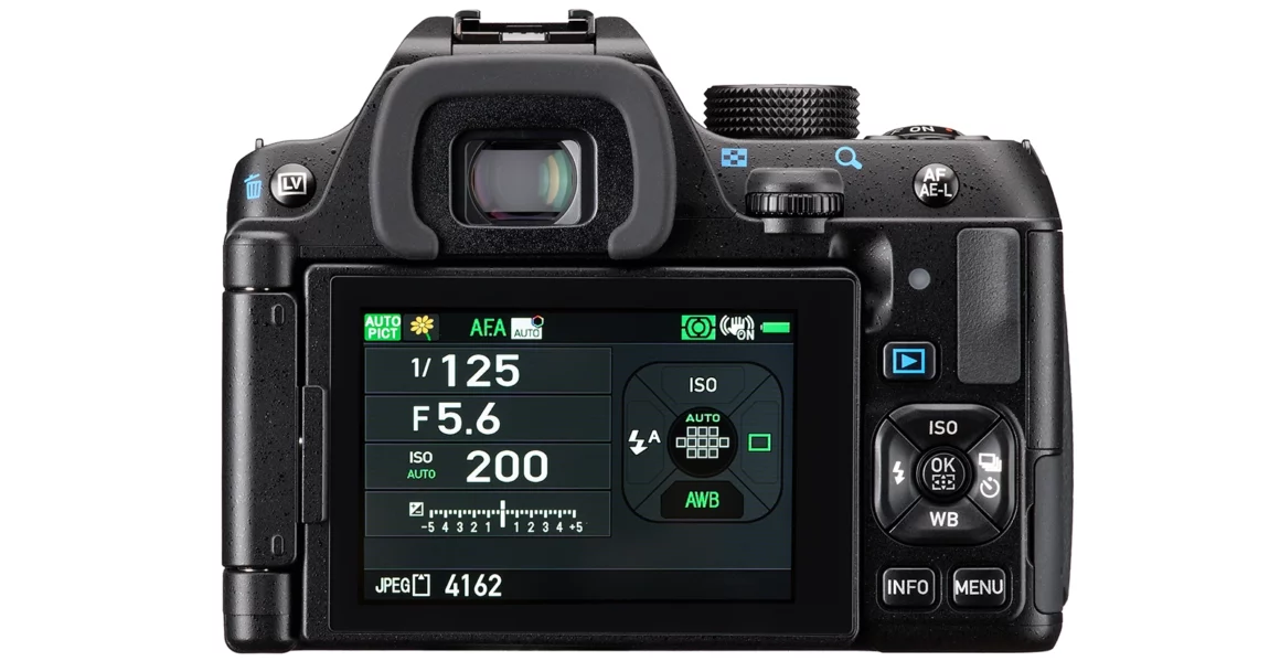 Ricoh'un Yeni Pentax KF DSLR'si, Değiştirilmemiş bir K-70 3 Pentax KF