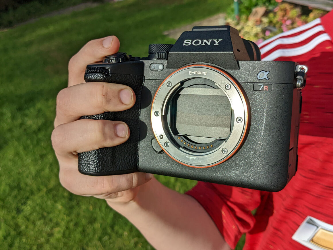 Sony a7R V shutter