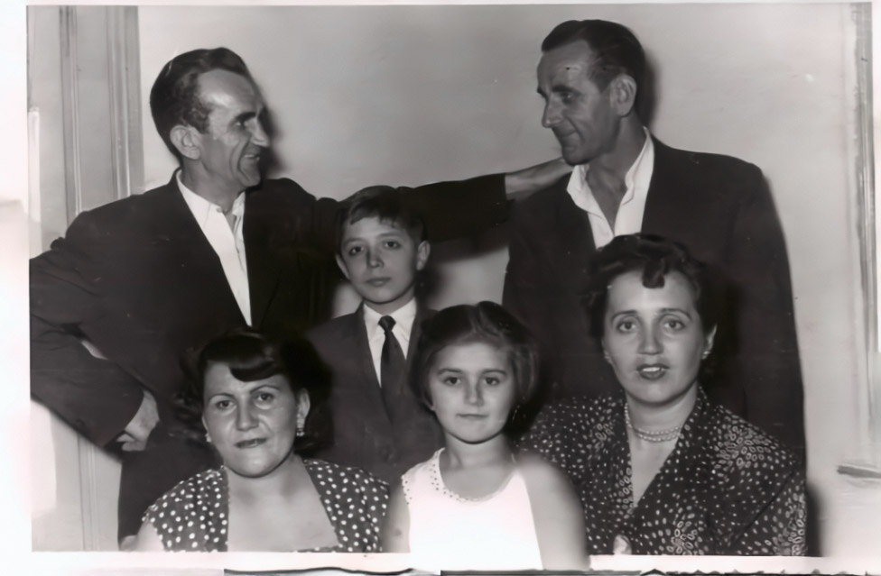 İnceleme: Photoshop'un yeni 'Fotoğraf Restorasyon' aracı 6 grandfather re