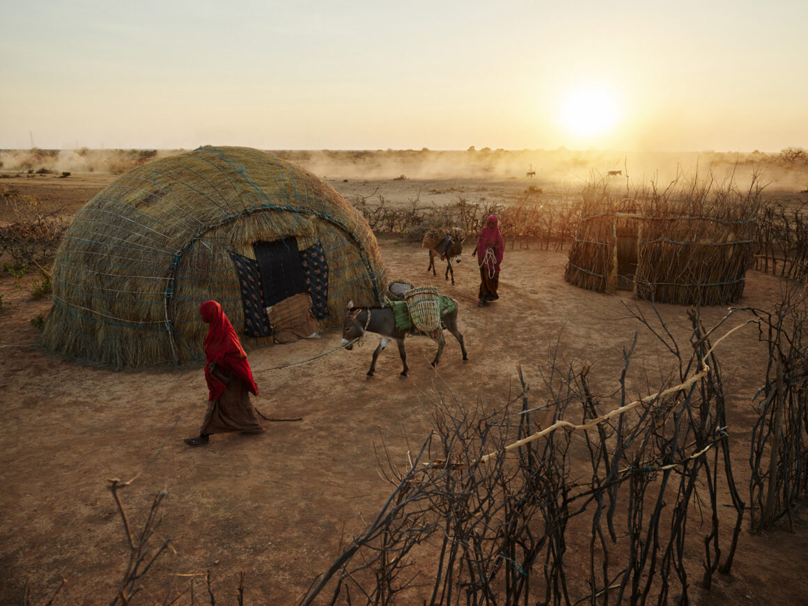 Göçebe Stüdyo Çadırı: Etiyopya'da Büyülü Portreler Yakalamak 11 Nomadic Studio Tent Joey L 11