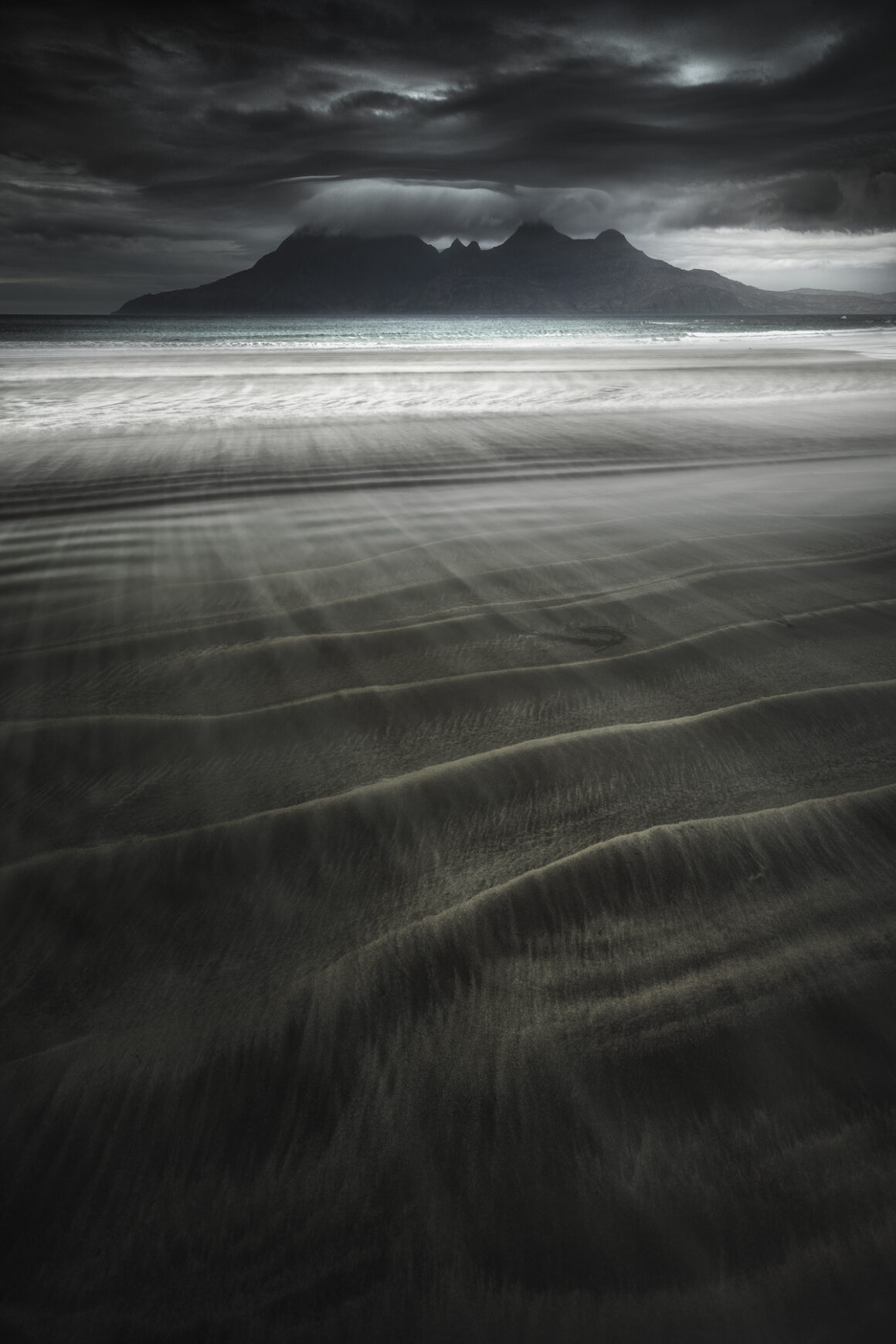 The International Landscape Photo of the Year Ödülleri 2022 16 SeascapeAward 39765 Julien Delaval Lost Sea