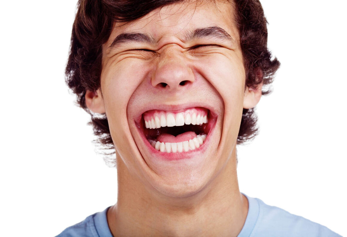 Fotoğraflar İçin Gülümseme: Mükemmel Portreler İçin 8 İpucu 7 open mouth smile