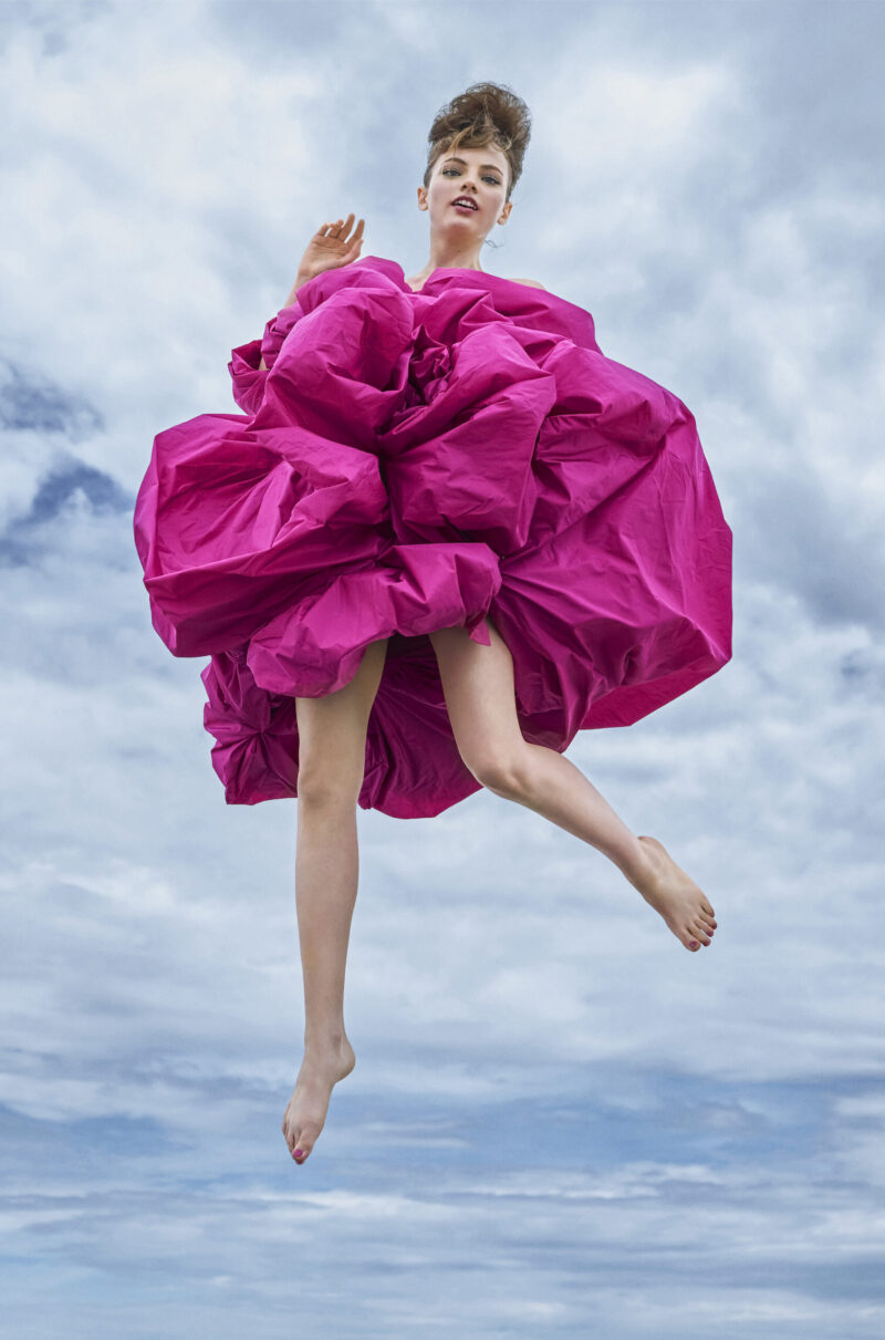 Arthur Elgort Modadaki Gerçeği Nasıl Buldu? 8 Elgort Up.Up .And .Away .Fran .Summers.VOGUE .UK .2019 HiRes scaled 1