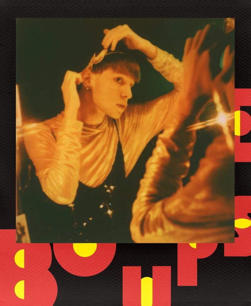 Polaroid Sinirli Uretim David Bowie Temali Filmi Piyasaya Suruyor 004