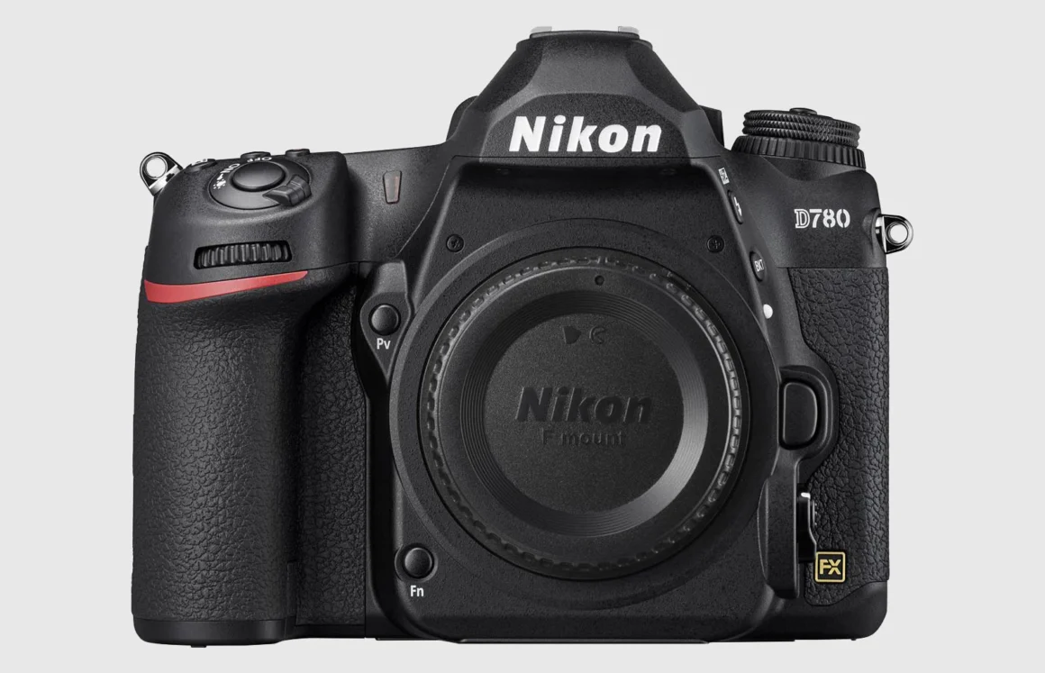2024'ün En İyi DSLR Fotoğraf Makineleri 8 nikond780