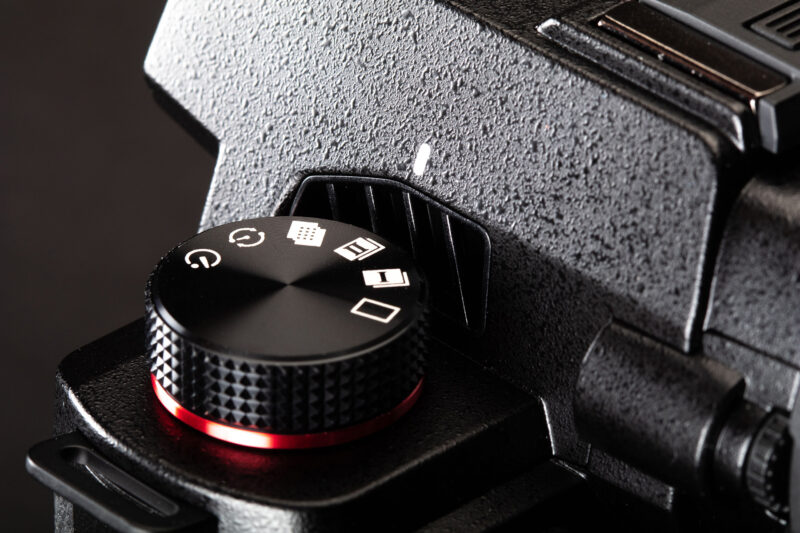 Panasonic Lumix DC-S5 II / DC-S5 IIX ilk incelemesi 7 panasonic lumix dc s5II drive dial