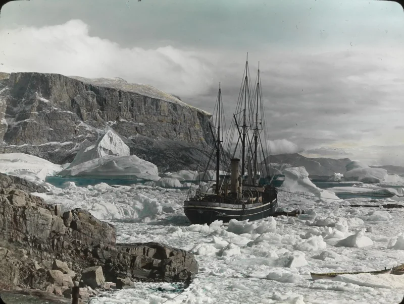 Autochrome'da Arctic Dreams: Greenland 1912 Keşif Gezisinden Fotoğraflar 3 ship close