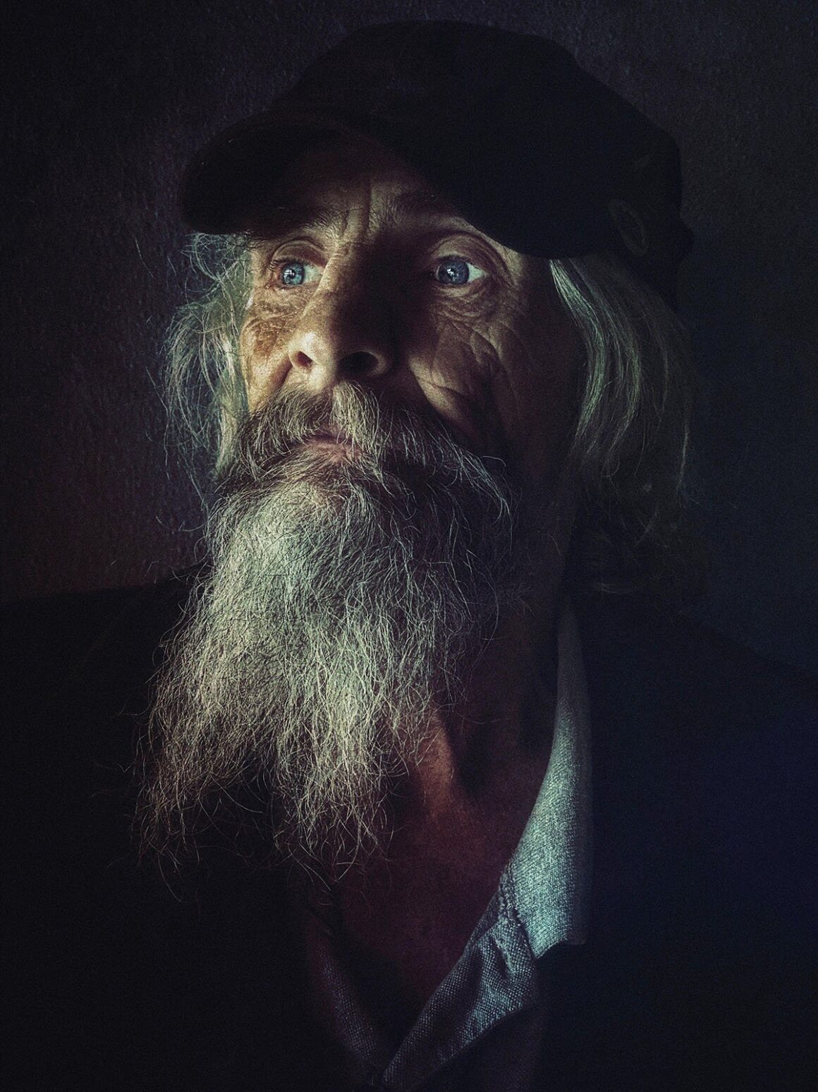 Portraits Old Mate by Glenn Homann iphone12
