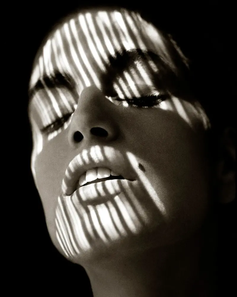 Albert Watson: Efsanevi Moda ve Ünlü Fotoğrafçısı 46 Albert Watson Efsanevi Moda ve Unlu Fotografcisi 044