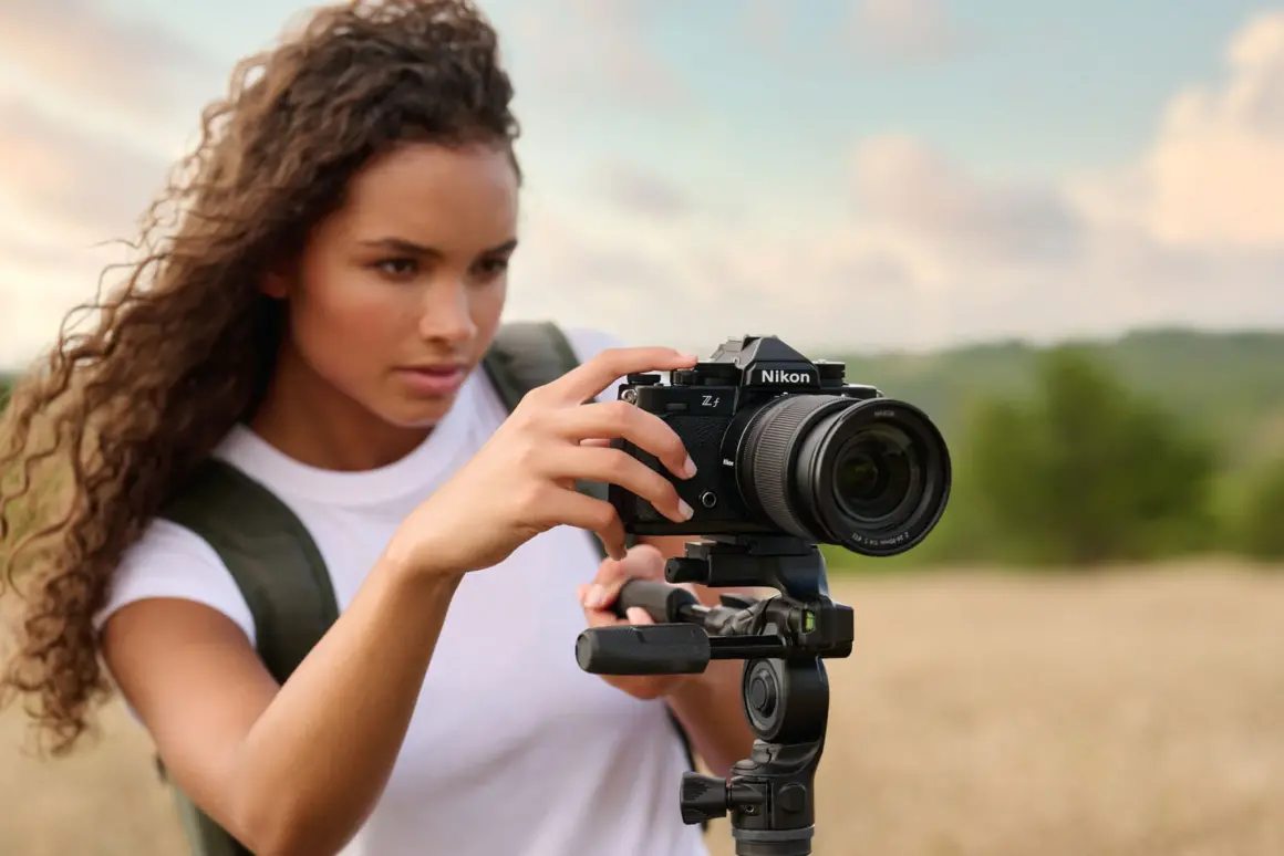 Nikon Zf : Klasik, Zamansız Stil ve Modern Teknolojiyi Birleştiriyor 15 DD P Zf USDD NI 04