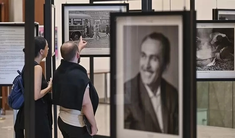 Ozan Sağdıç’ın Ankara Temalı Sergisi Ziyaretçilerini Bekliyor 2 Ozan Sağdıç’ın Ankara Temalı Sergisi Ziyaretçilerini Bekliyor