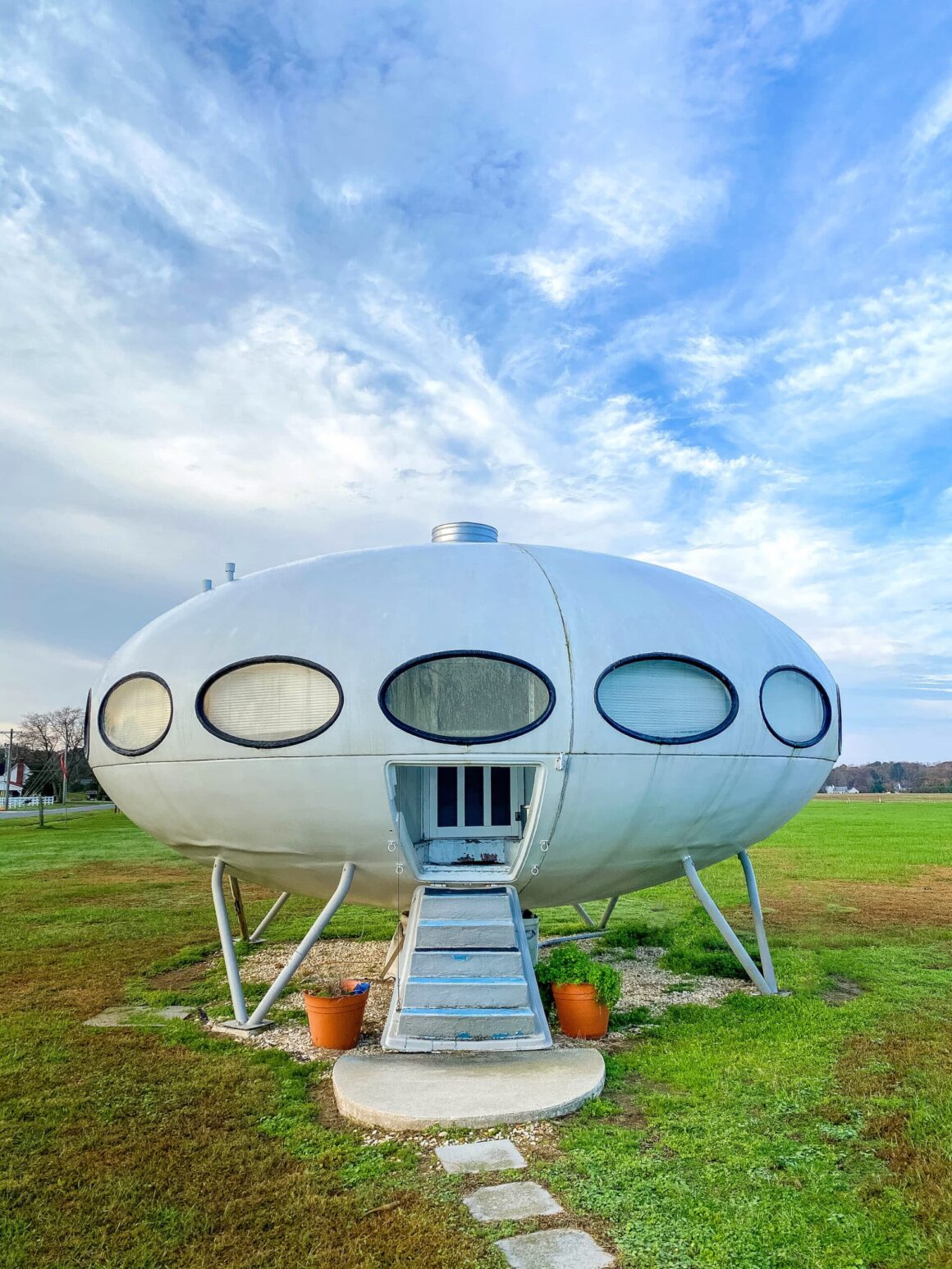Wes Anderson'la Dünya Turu 12 futuro house scaled 1