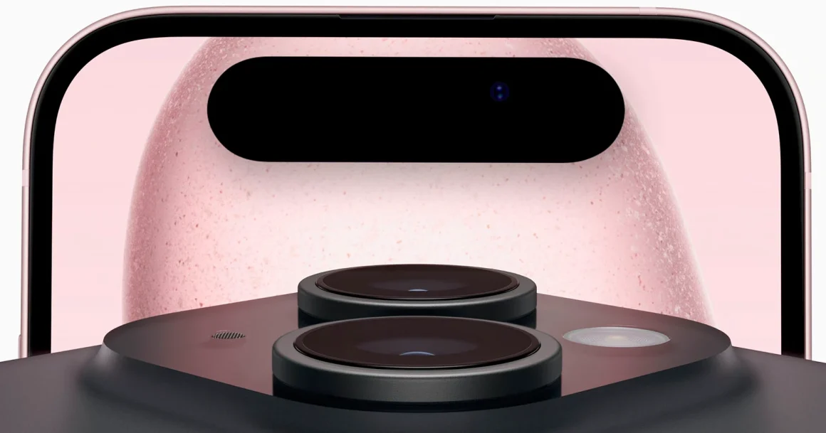 Apple iPhone 15, 48 MP Kamera, Dinamik Ada, USB-C ve Daha Fazlasını Ekliyor 1 iPhone 15, 48 MP Kamera, Dinamik Ada, USB-C ve Daha Fazlasını Ekliyor