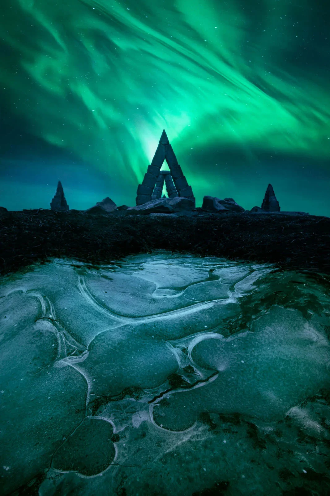 Aurorae Arctic Gates