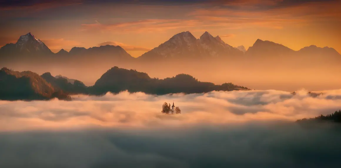 The 14th Epson International Pano Awards 11 CURATORS Krzysztof Browko Poland AMNL PA2315942