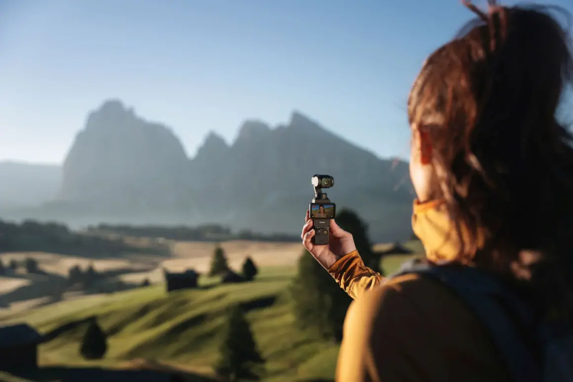 DJI Osmo Pocket 3 5 DJI Osmo Pocket 3 Daha Buyuk Sensore ve Daha Fazla Video Ozelligine Sahip 004
