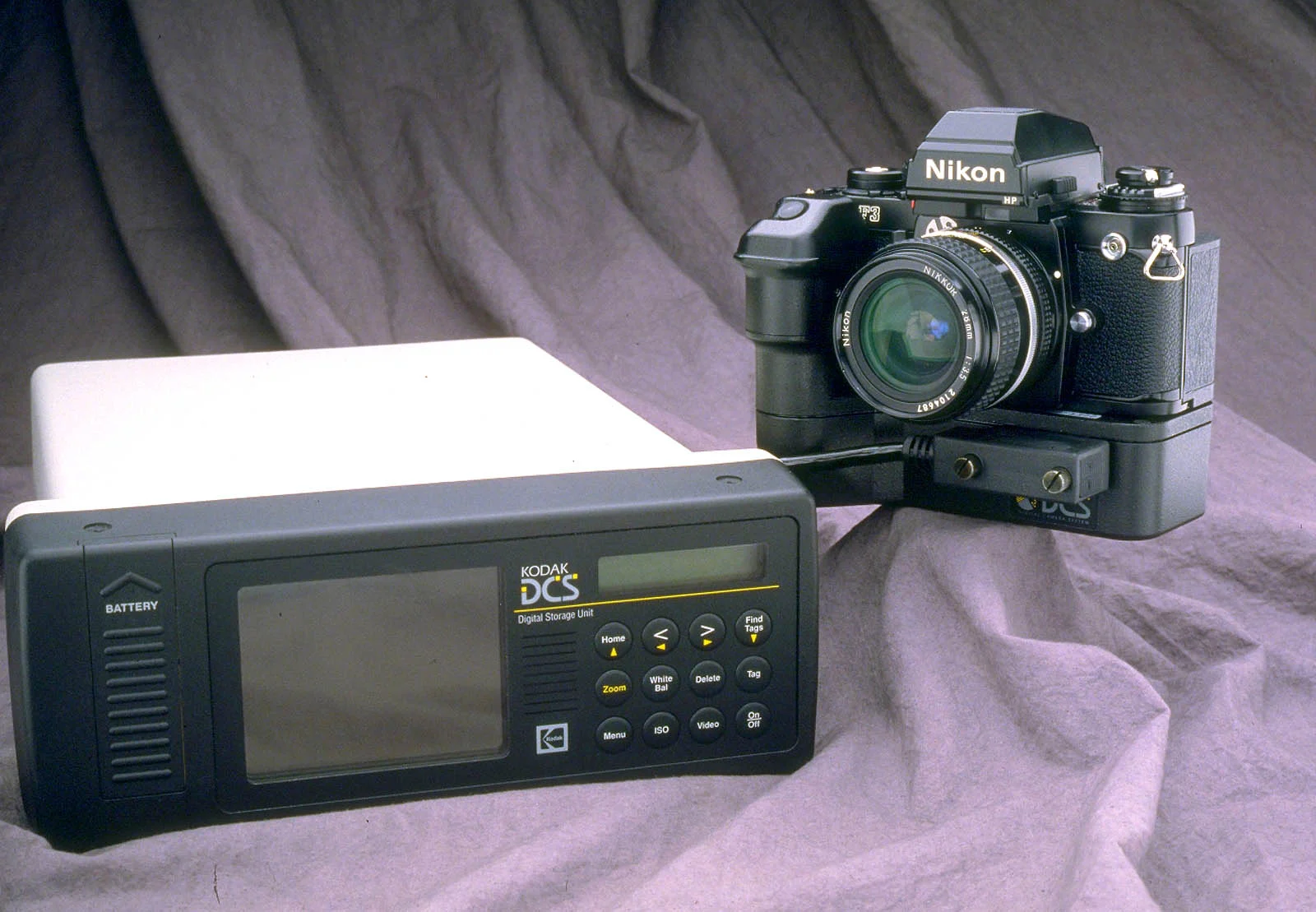 Kodak DCS: Devrim niteliğindeki Dijital Fotoğraf Makinesi Sistemi Neden Anlaşılamadı? 1 Kodak DCS100 header