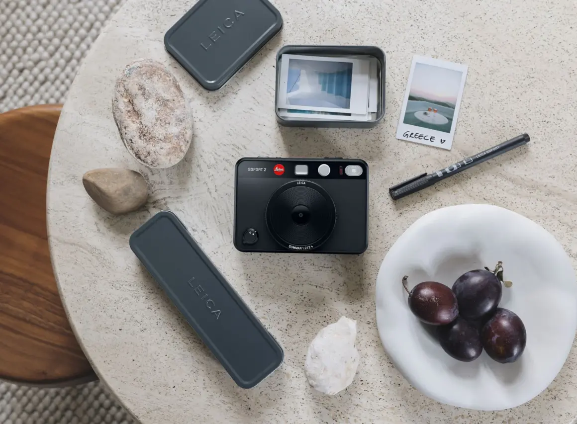 Leica Sofort 2 Hibrit Instant Kamera 14 Leica SOFORT2 ambient13