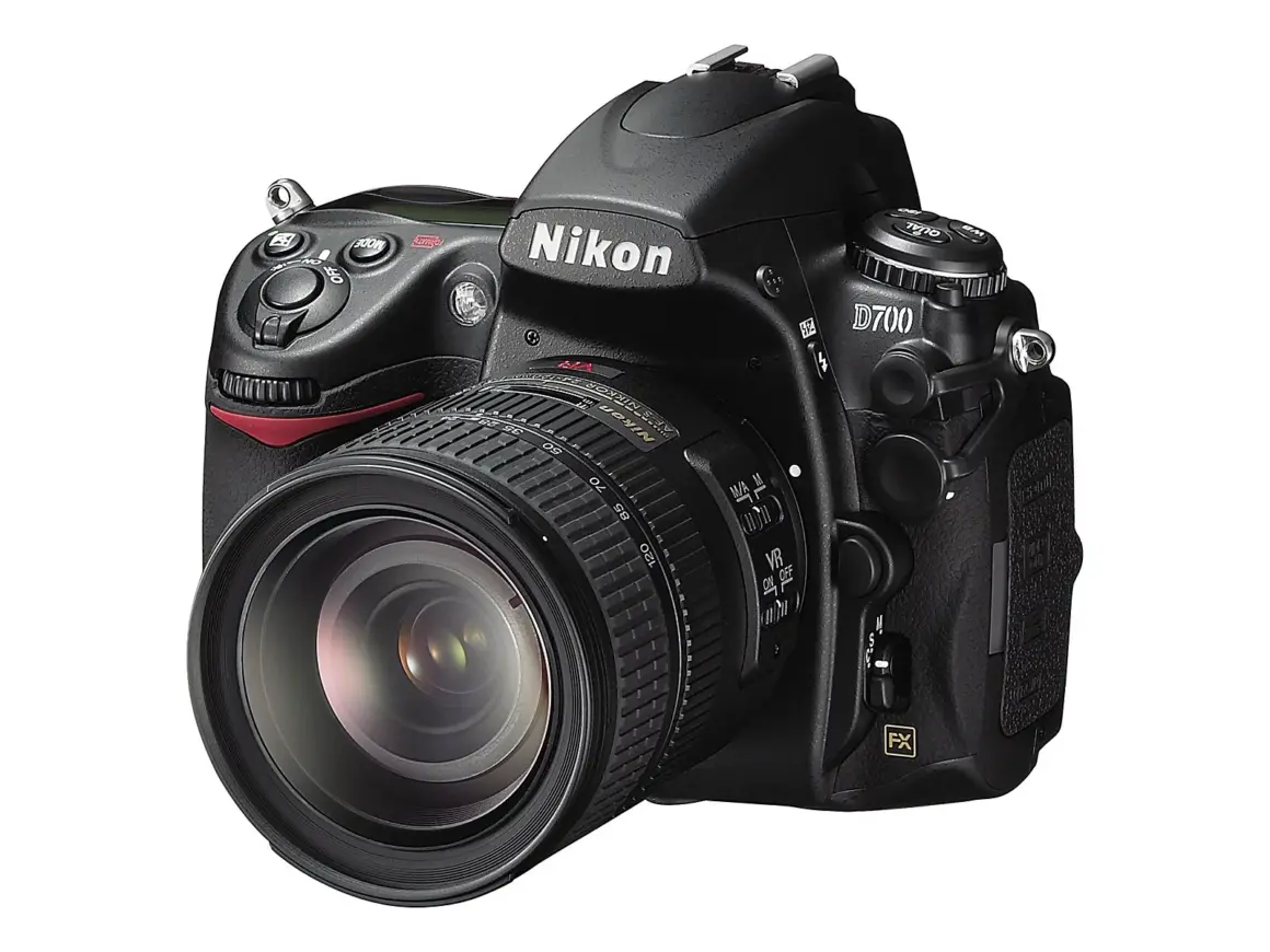 Fotoğrafçılığı Sonsuza Kadar Değiştiren Fotoğraf Makineleri 24 d700