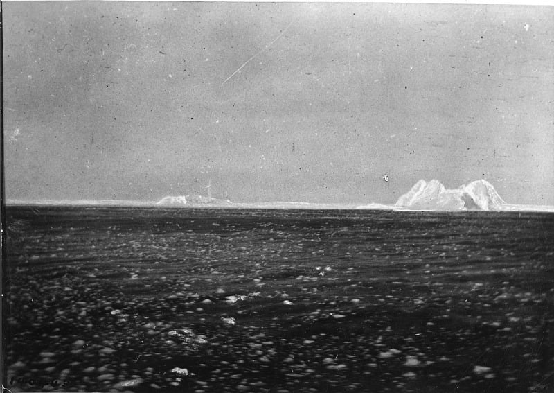 iceberg titanic smithsonian