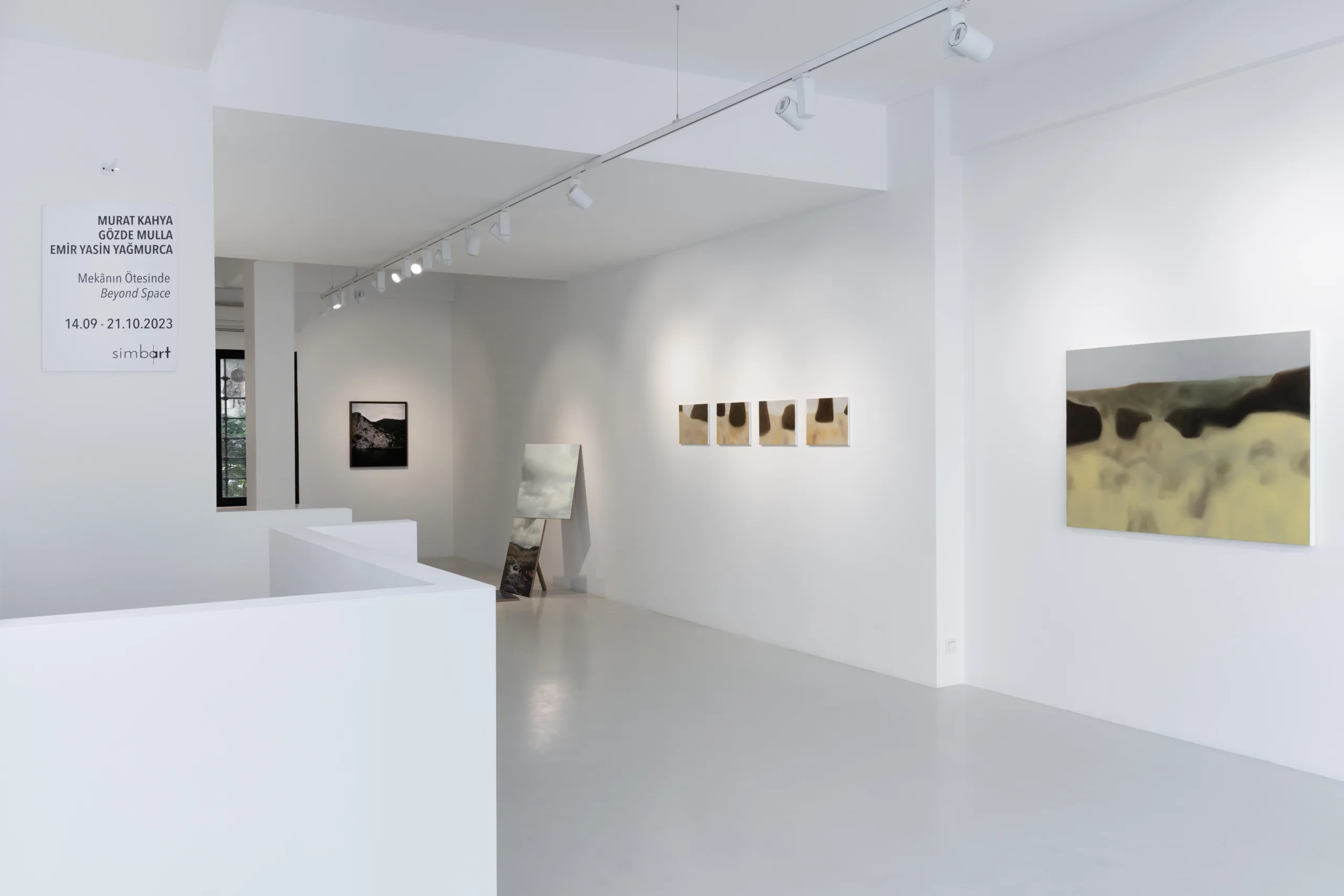 ‘Mekânın Ötesinde’ Sergisi Simbart Projects’te Açıldı 1 mekanin otesinde scaled jpg