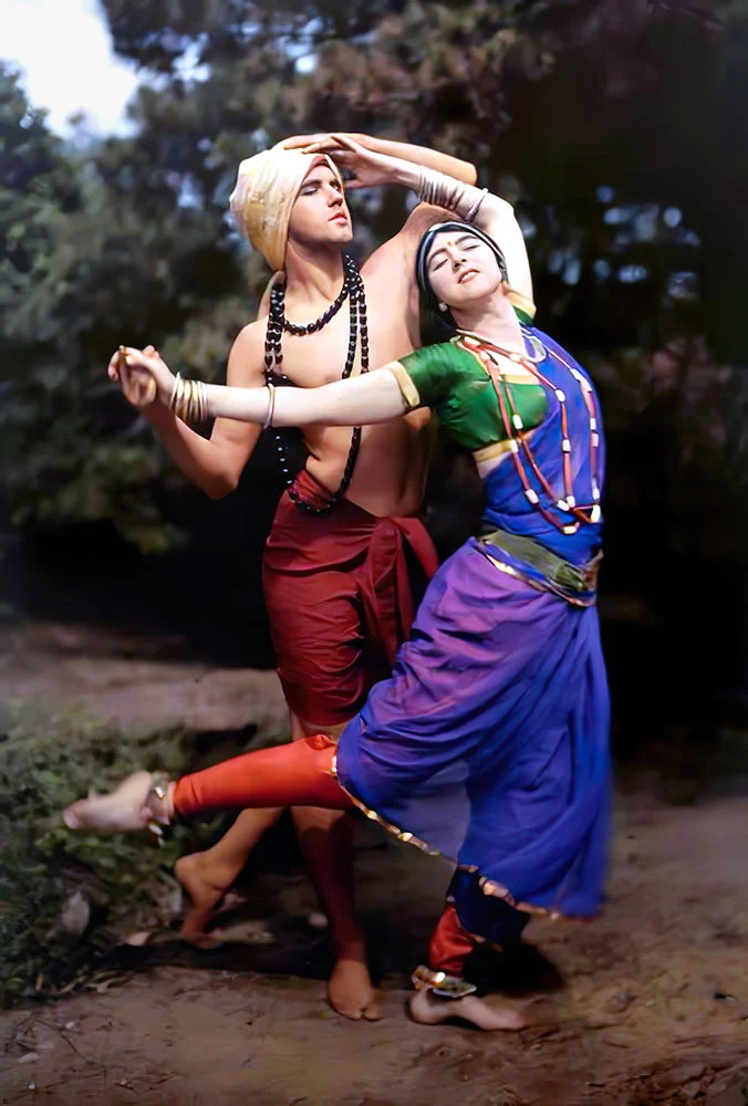 Eski Fotoğraflar En Son Renklendirme Teknikleriyle Hayat Buldu 7 p.154 Modern dance performers Ruth St. Denis and Ted Shawn in Land of the Best photographed by Franklin Price Knott