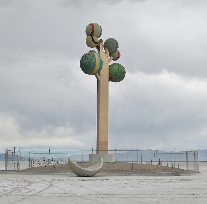 Emmanuel Monzon - "URBAN SPRAWL - Emptiness" 7 urban sprawl emptiness 5 65239fa4229c6 700 1