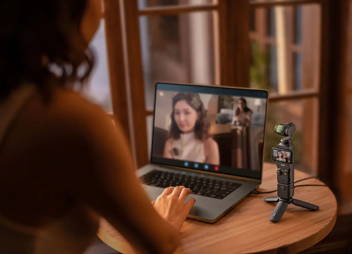DJI Osmo Pocket 3 12 webcam EN