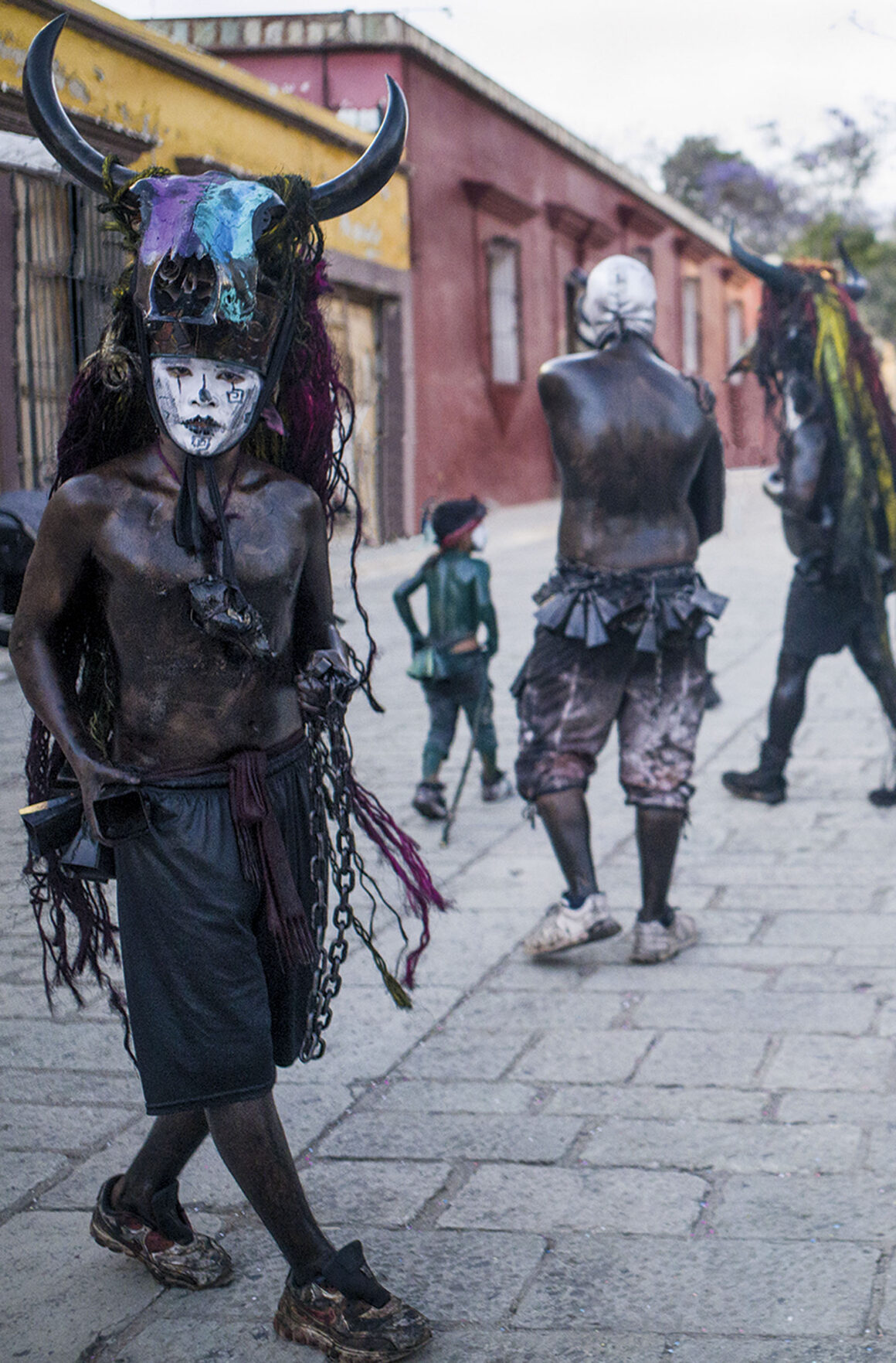 Andy Summers: The Police Gitaristi ve Yetenekli Fotoğrafçı 13 Masks in Mexico 2