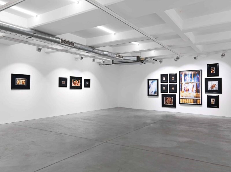 Sarp Kerem Yavuz Glorious Century Install Low Anna Laudel Istanbul 2023 004