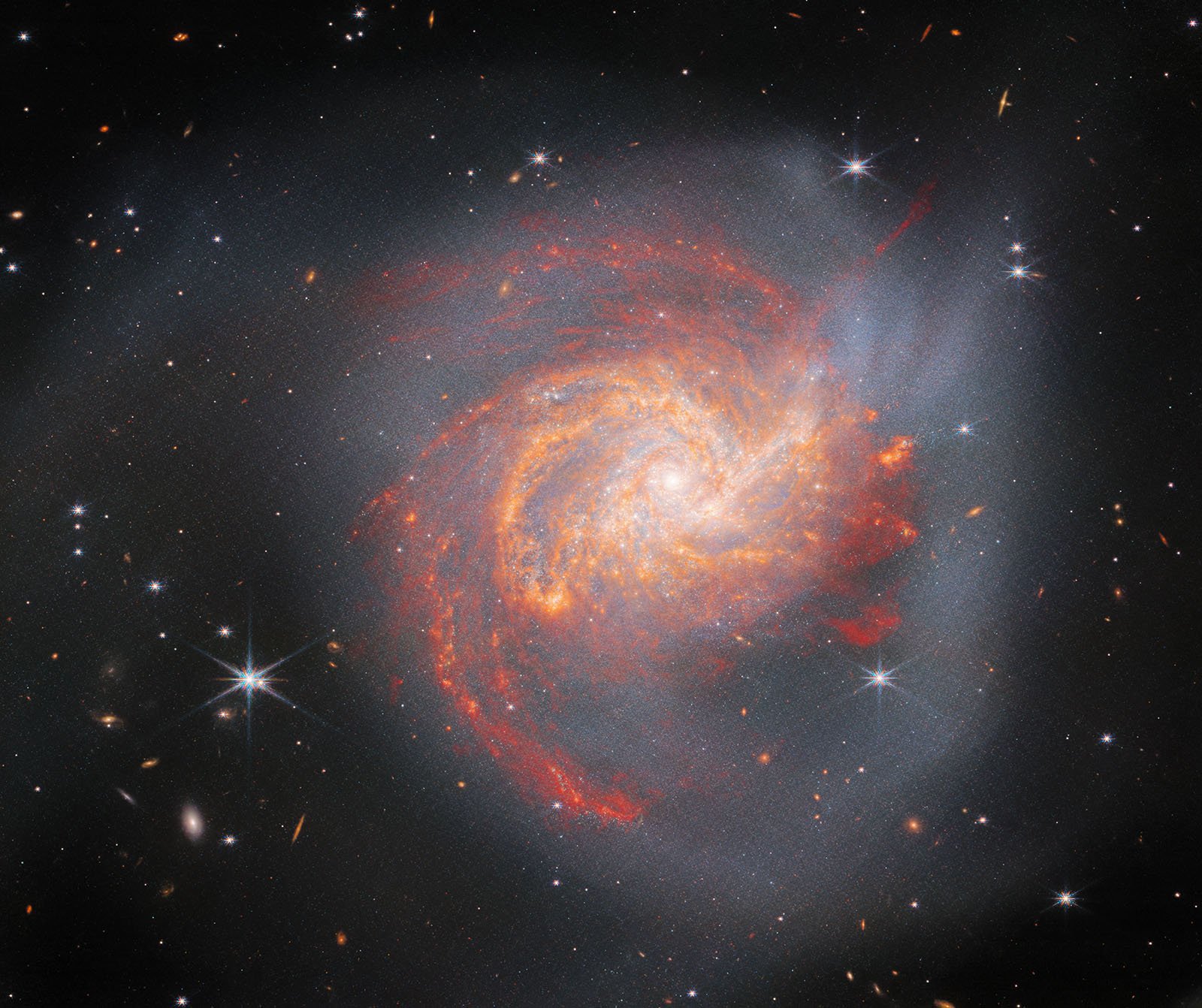 Yılın En İyi James Webb Uzay Teleskobu Fotoğrafları (2023) 